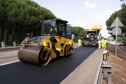 Asfaltado de la N-122 entre Tudela de Duero y Traspinedo.