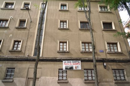 Actuaciones previas al derribo de la Casa Cuartel de la Plaza Vadillos de Valladolid.