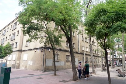 Actuaciones previas al derribo de la Casa Cuartel de la Plaza Vadillos de Valladolid.
