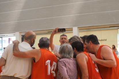 Imagen del I Torneo de baloncesto Veteranos Valladolid celebrado en el pabellón Lalo García.