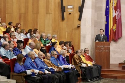 El presidente de la Junta, Alfonso Fernández Mañueco, participa en el acto de apertura del curso académico.