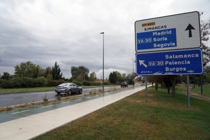 Reapertura al tráfico del Camino Viejo de Simancas, en Valladolid, tras las obras