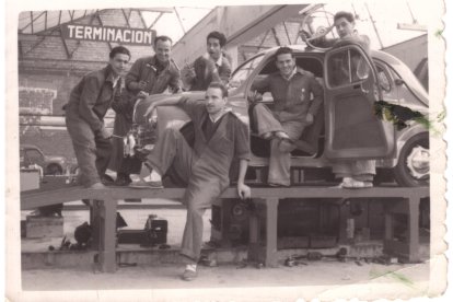Fabricacion del Renault 4/4 en FASA.