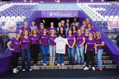 Las Vallquirias en Zorrilla con la tercera equipación del Real Valladolid.
