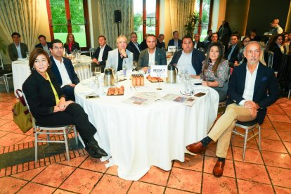 Club de prensa 'Conversaciones Políticas' con el alcalde de Valladolid, Jesús Julio Carnero