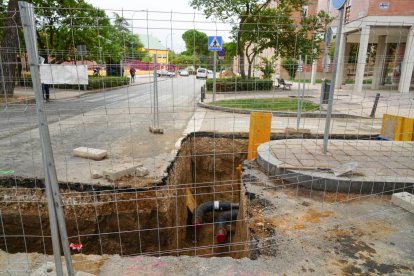 Estado de las obras de la red de calor en Huerta del Rey en Valladolid.