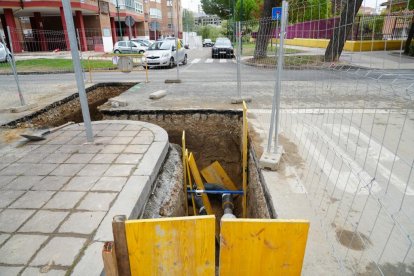 Estado de las obras de la red de calor en Huerta del Rey en Valladolid.