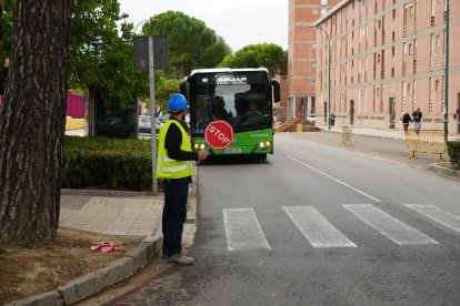 Estado de las obras de la red de calor en Huerta del Rey en Valladolid.