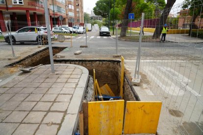 Estado de las obras de la red de calor en Huerta del Rey en Valladolid.