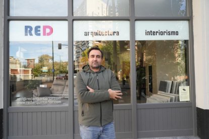 Eduardo Fernández es uno de los socios del estudio de arquitectura RED Arquitectura e Interiorismo, en el número 13