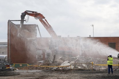 Derribo de edificios y estructuras aledañas a la estación de Valladolid-Campo Grande