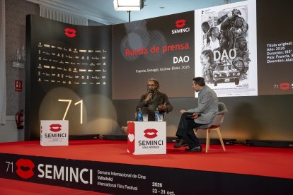 El director de 'Dao', Alain Gomis, en la rueda de prensa de presentación