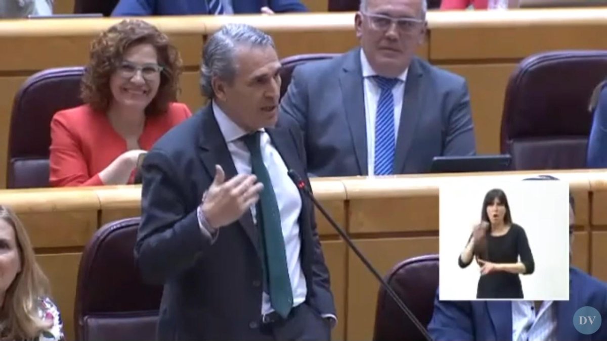 Sanz Vitorio pregunta a Puente en el Senado