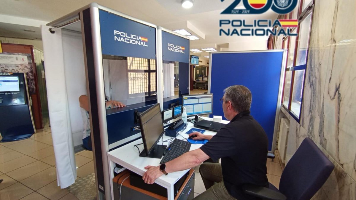 El nuevo módulo de DNI Express en la Comisaría Provincial de Valladolid