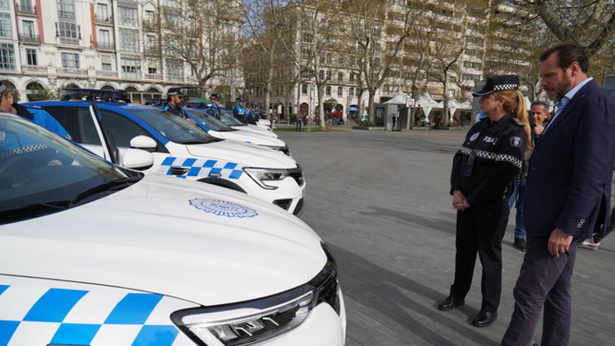 Imagen de archivo de la presentación de los nuevos coches de la Policía de Valladolid. -E.M.
