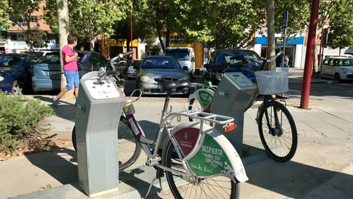 Aparcamiento de servicio municipal de bicicletas - ICAL