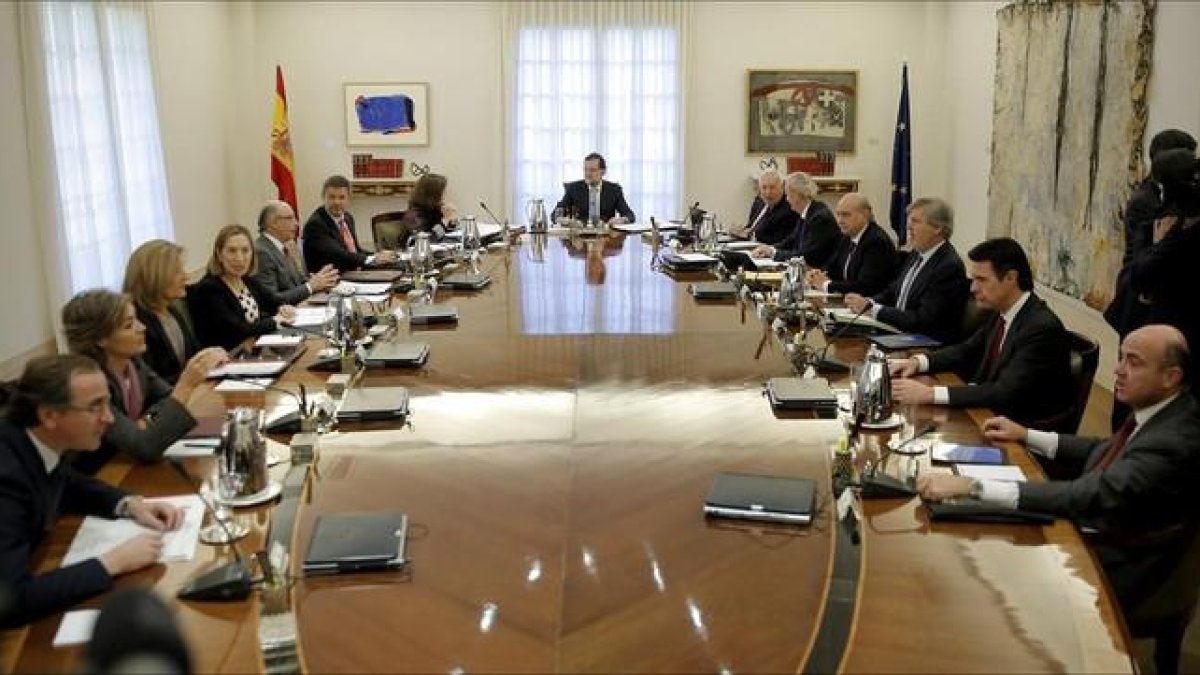 Reunión extraordinaria del Consejo de Ministros para presentar el recurso contra la declaración independentista ante el Tribunal Constitucional.-JOSÉ LUIS ROCA