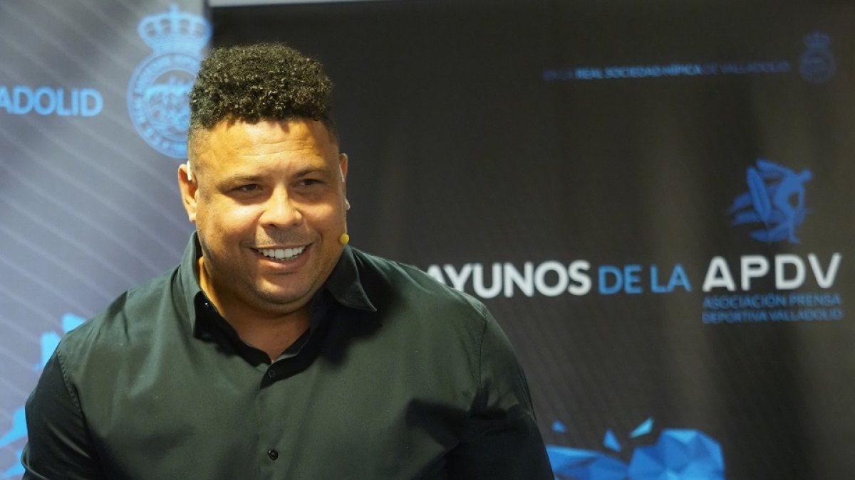 El presidente del Real Valladolid, Ronaldo Nazario, en los Desayunos de la APDV. /ICAL