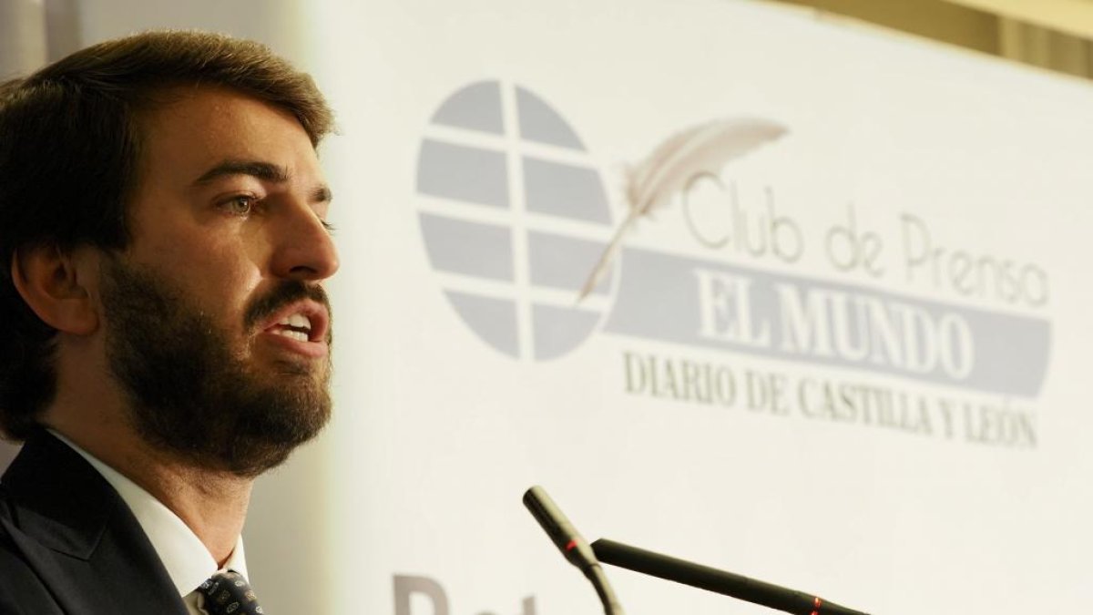 Juan García-Gallardo, en el Club de Prensa de El Mundo de Castilla y León.-PHOTOGENIC