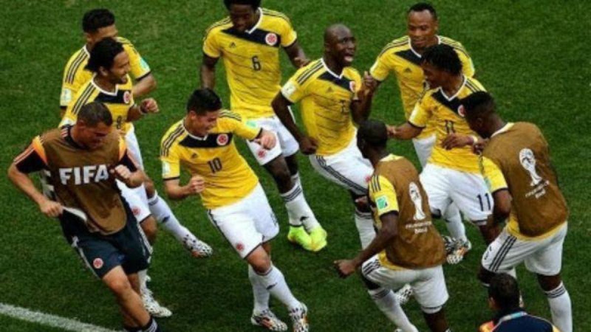 La selección colombiana celebrando un gol en el Mundial de Brasil 2014.-EL PERIÓDICO