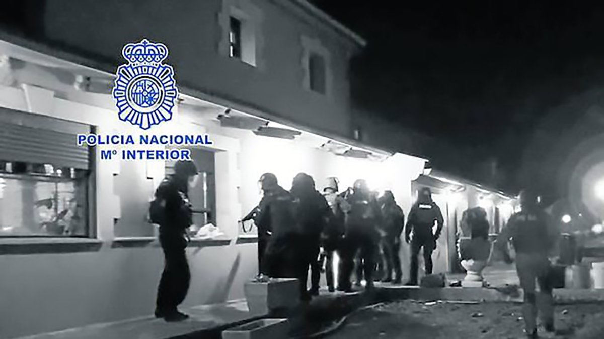 Intervención policial llevada a cabo el 22 de marzo de 2018 en la Operación Rosado con 47 detenidos y más de 20 registros. E. M.