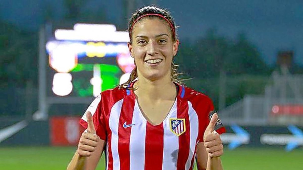 La jugadora de fútbol riosecana Laura Fernández, del primer equipo femenino del Atlético de Madrid-EL MUNDO