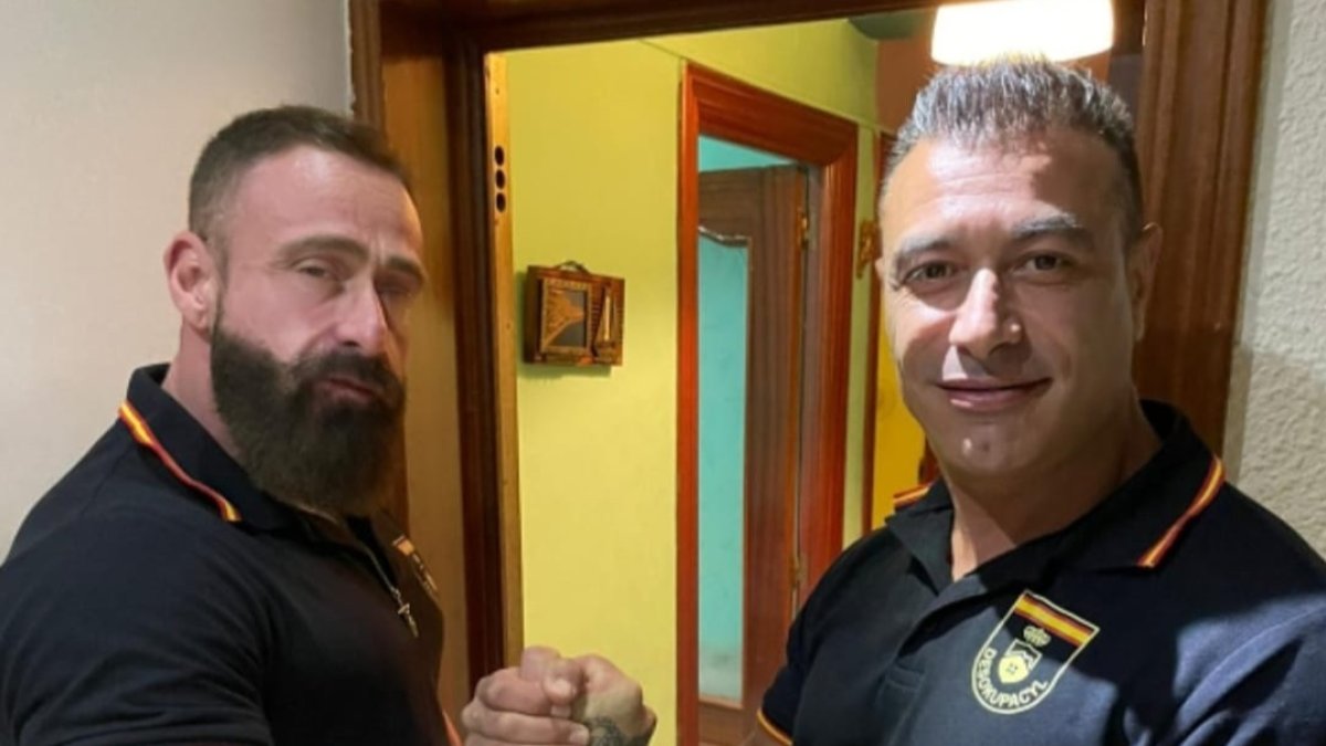 Luis y Gustavo, socios vallisoletanos de la primera empresa de desalojos de okupas 'DesokupaCyL'. -E.M