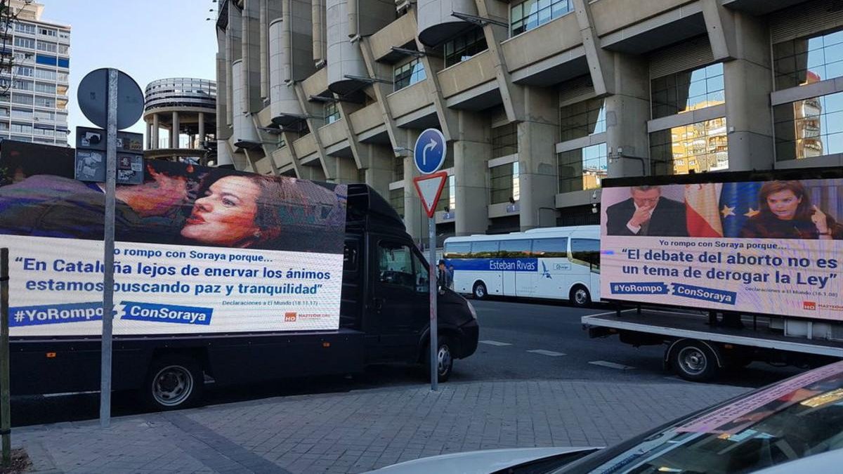 Las dos camionetas de HazteOir que circulan por Madrid-HAZTEOIR