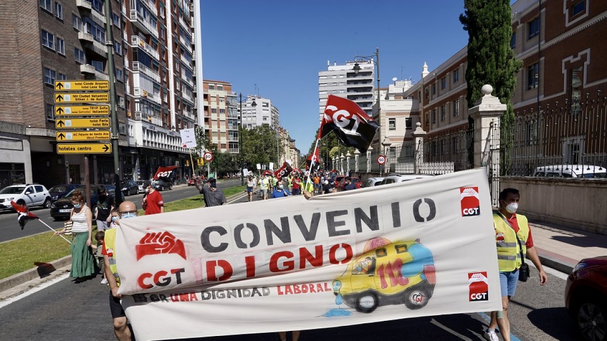 Manifestantes durante las protestas de esta mañana.- ICAL.