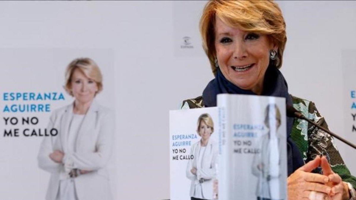 La expresidenta del PP de Madrid, Esperanza Aguirre, en la presentación de su libro.-JUAN MANUEL PRATS