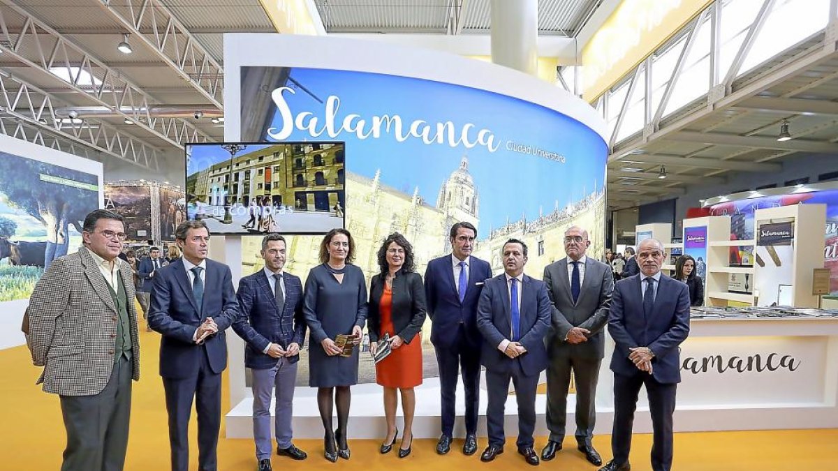 Ramírez, López, García Cirac y Asián en el stand de Salamanca .-ICAL