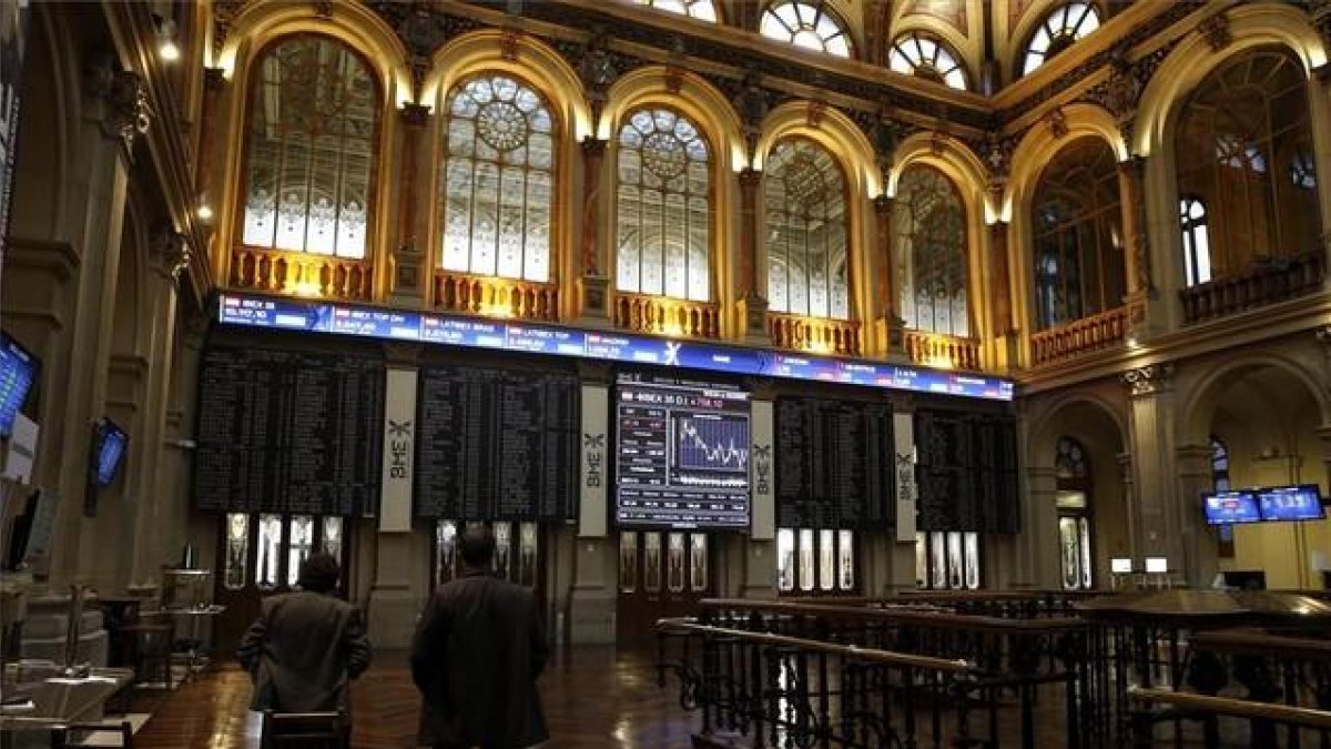 Interior de la Bolsa de Madrid.-EFE