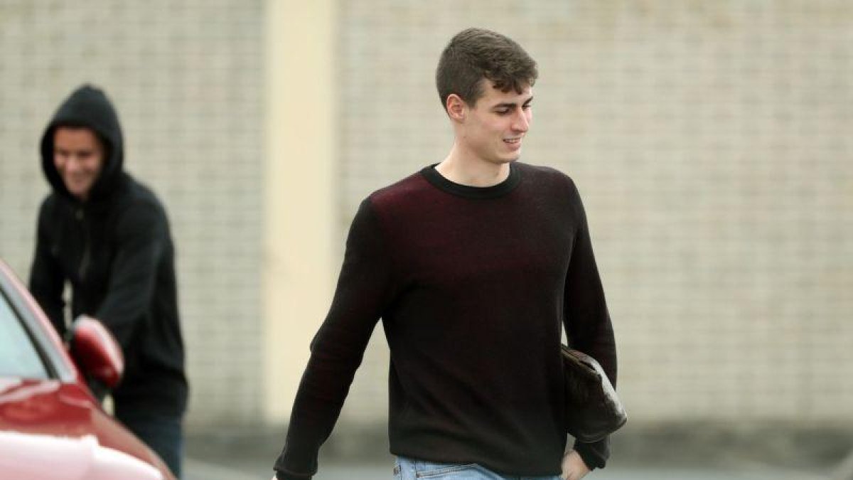 Kepa, lesionado, en las instalaciones de Lezama.-EFE / LUIS TEJIDO (EFE)