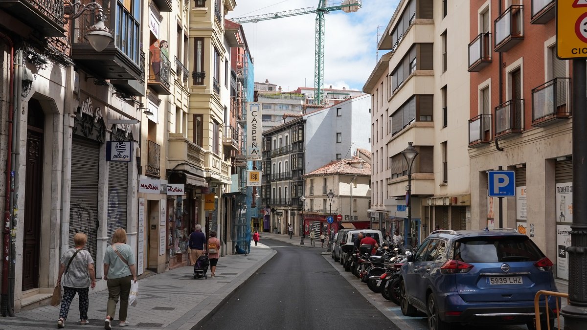 Calle Bajada de la Libertad en Valladolid. -J.M. LOSTAU