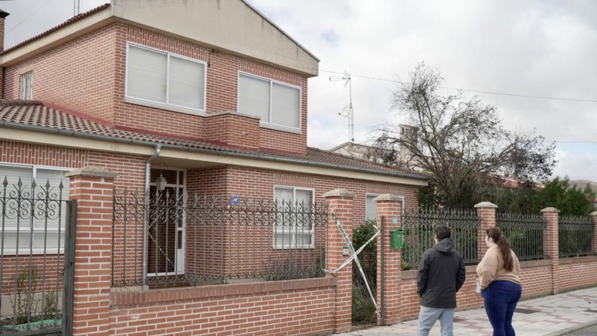 Vivienda en la calle Guindales de Santovenia donde la Guardia Civil impidió un intento de okupación. -PHOTOGENIC