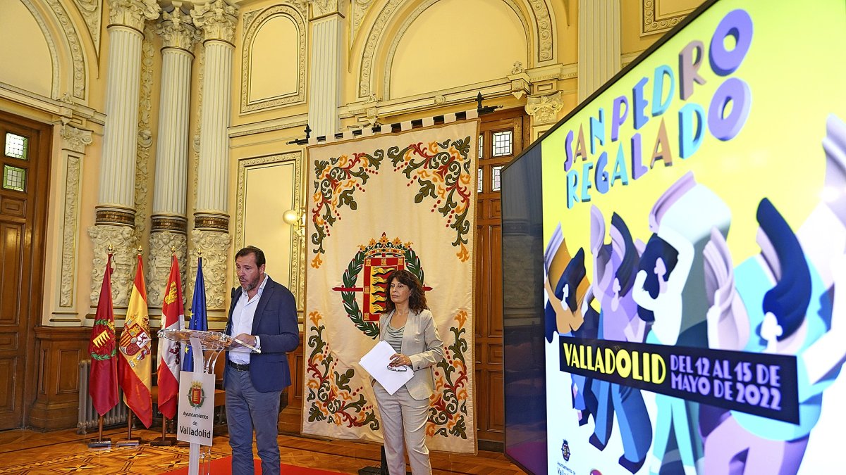 El alcalde de Valladolid, Óscar Puente, presenta el programa de las Fiestas Patronales de San Pedro Regalado. -ICAL