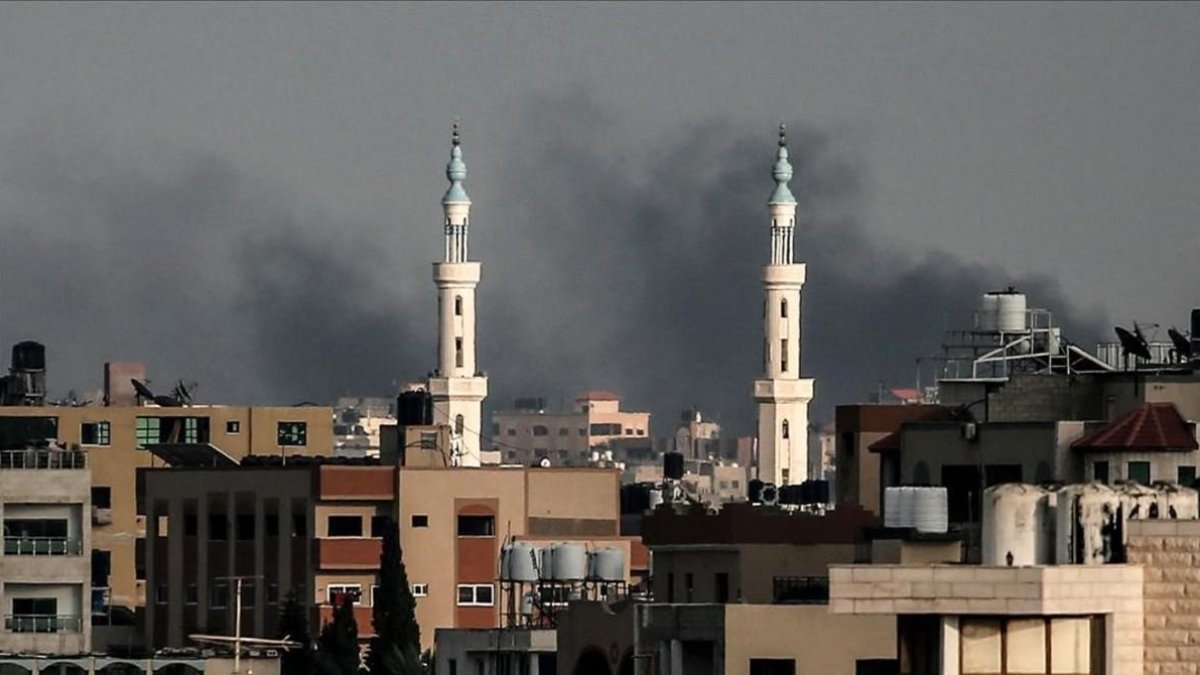 Fuego sobre Gaza-MAHMUD HAMS