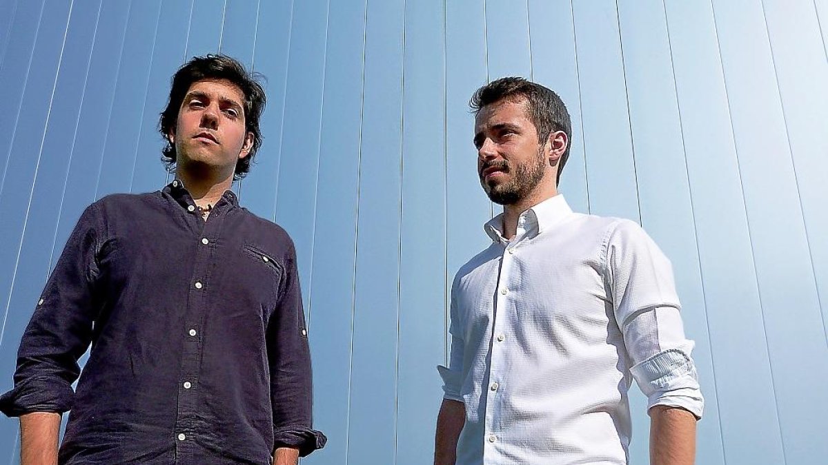 Los emprendedores vallisoletanos Juanjo de Hoyos y Eduardo Velasco son los cofundadores de Sandwatch Studio.-EL MUNDO