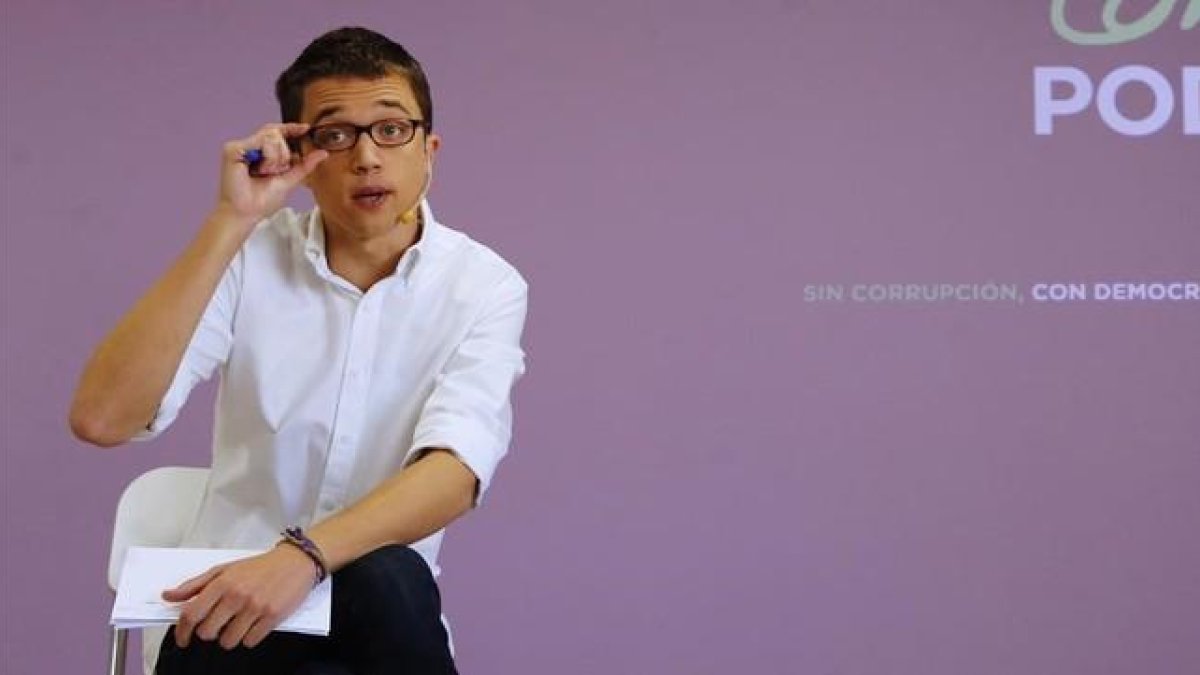 Inigo Errejón, en la sede de Podemos, en Madrid.-AGUSTÍN CATALÁN