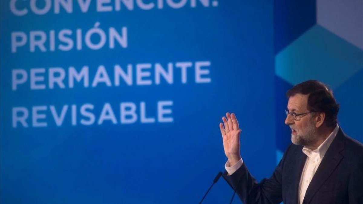 Mariano Rajoy, este domingo en Córdoba.-EFE / RAFA ALCAIDE