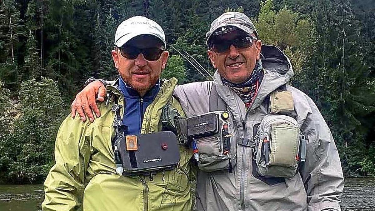 David García Ferreras y Pablo Castro Pinos, pescadores leoneses internacionales.-L. FUENTE
