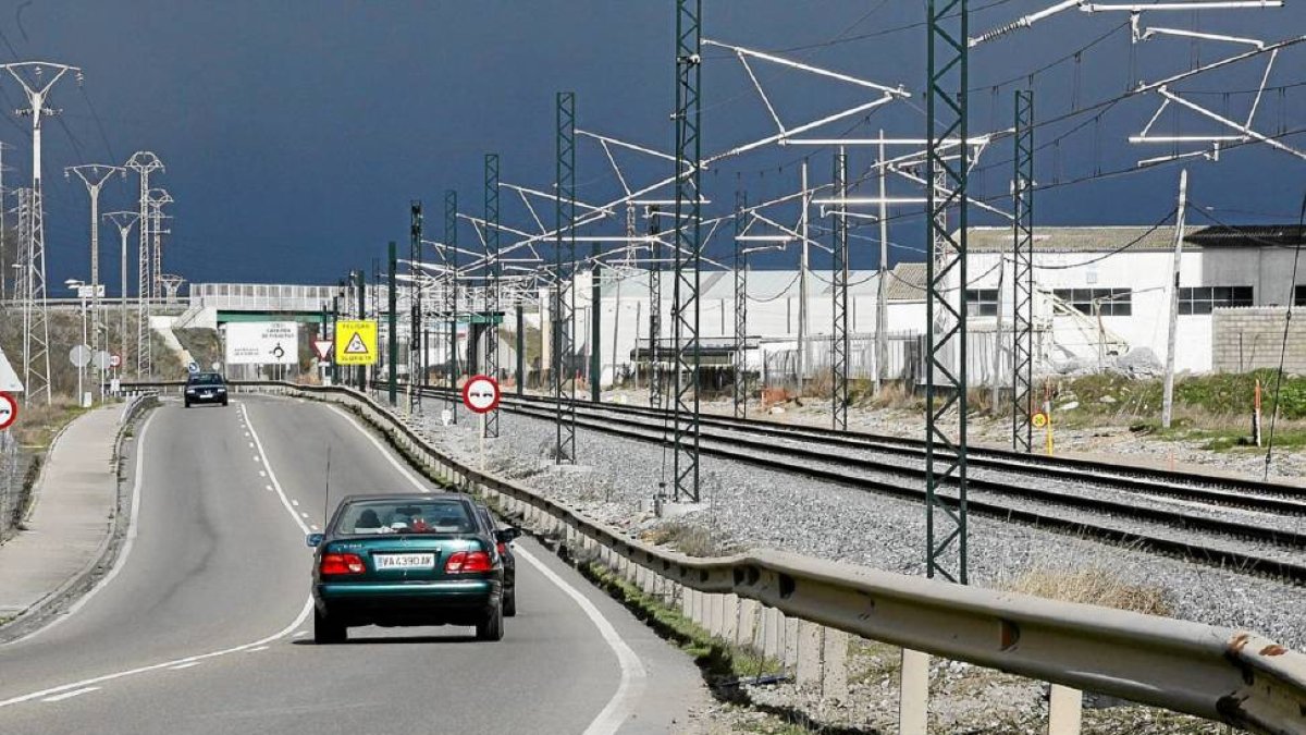 Tramo de carretera de Santovenia-Pablo Requejo