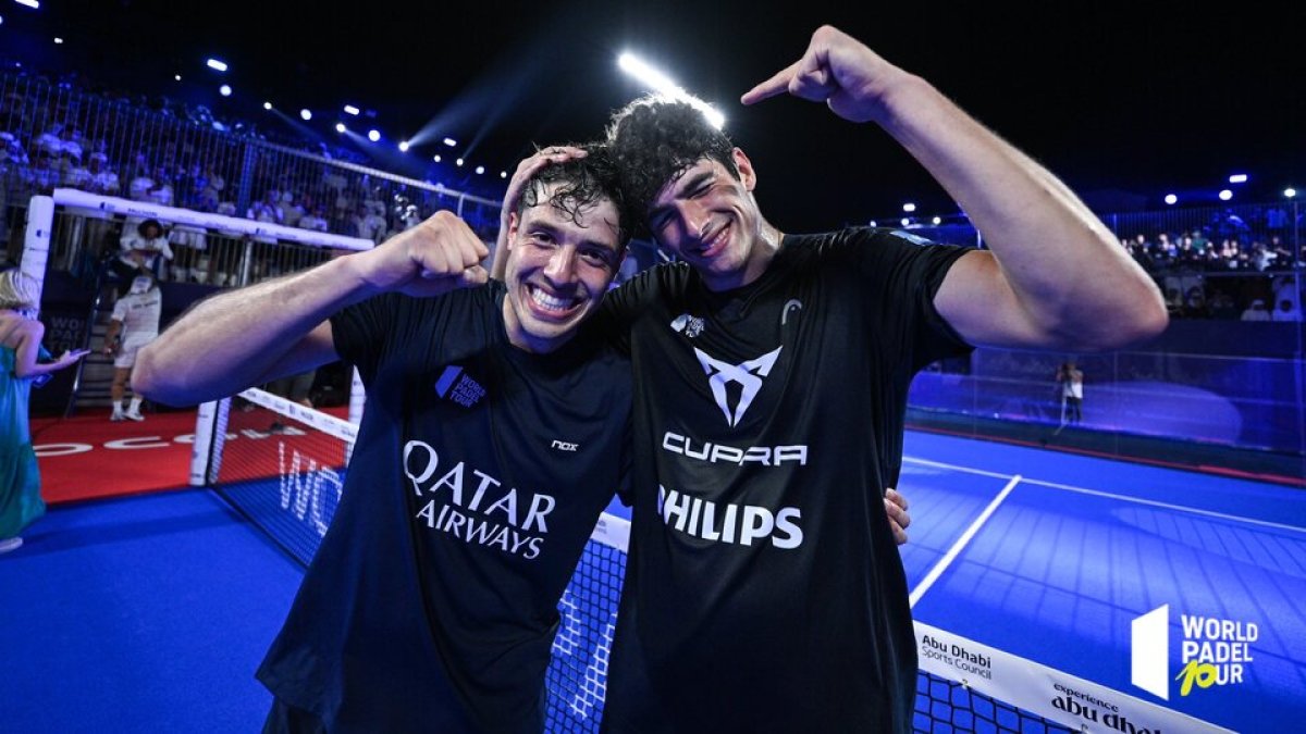 Coello y Tapia celebran su triunfo en Abu Dhabi. / WPT