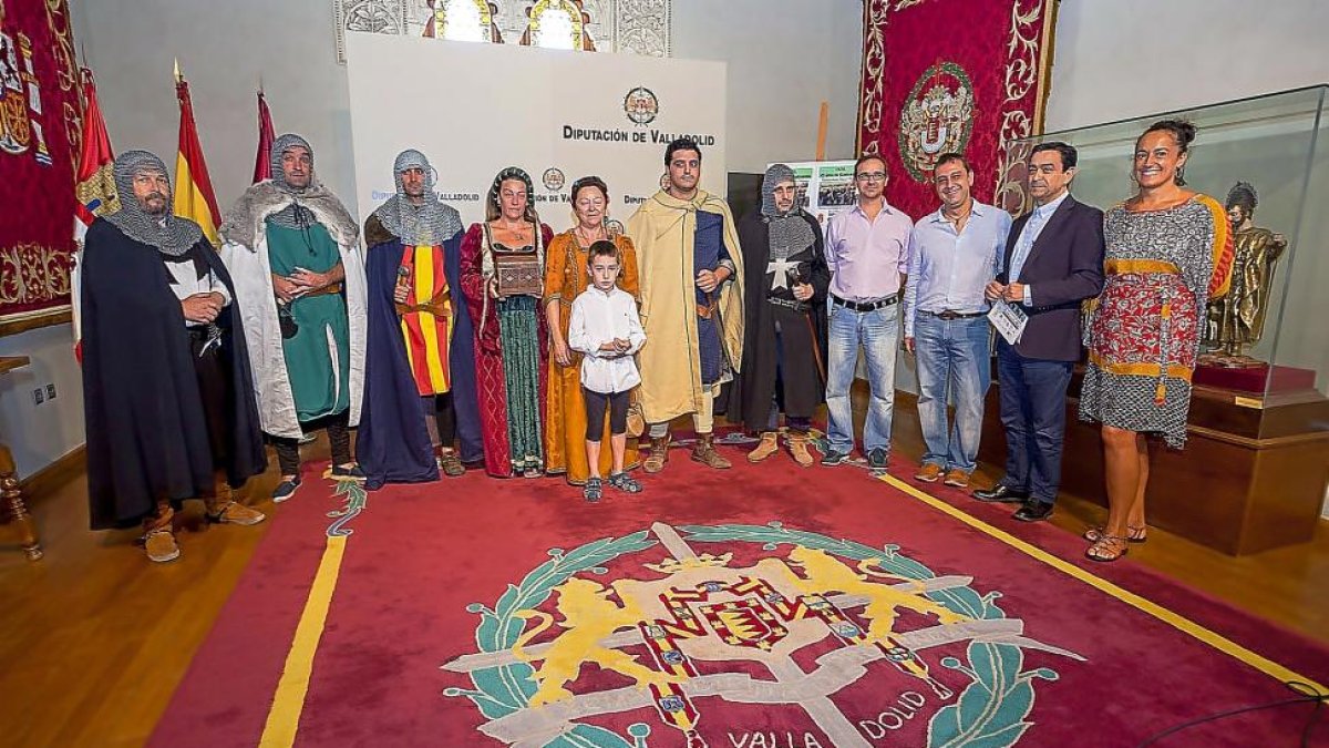 Presentación de la representación histórica ‘El sitio de Castronuño’, ayer en la sede de la Diputación Provincial.-EL MUNDO