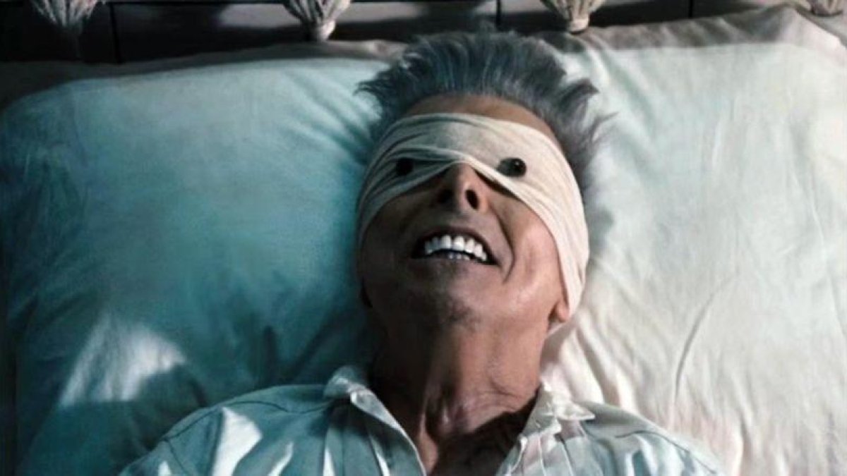 Imagen del vídeo 'Lazarus', con David Bowie.-