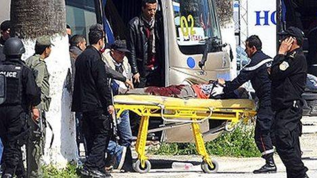 Imágenes del atentado en el Museo del Bardo de Túnez-YOUTUBE / AP