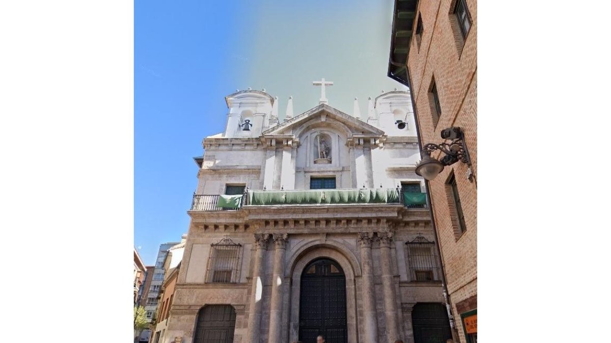 Iglesia de la Santa Vera Cruz, en la calle Platerías. -E. M.