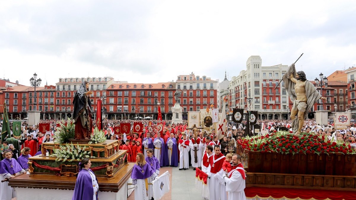 Procesión del Domingo de Resurrección de Valladolid, en una imagen de archivo.- ICAL