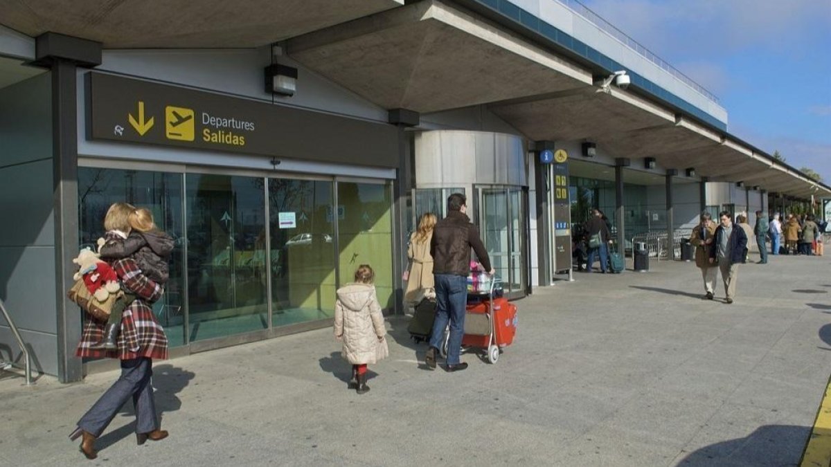 Aeropuerto de Villanubla, en una imagen de archivo.-E. M.