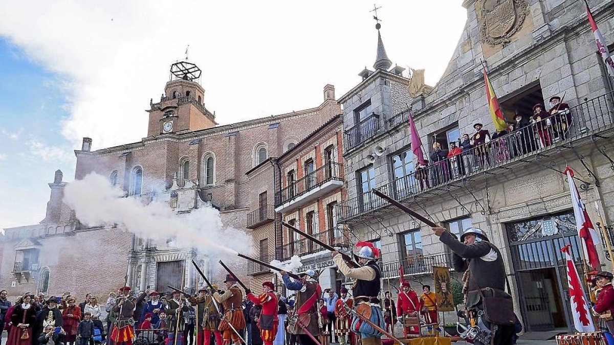 Recreación histórica de la llegada de Carlos V a Medina del Campo.-E.M